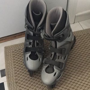 Men rollerblades size 11